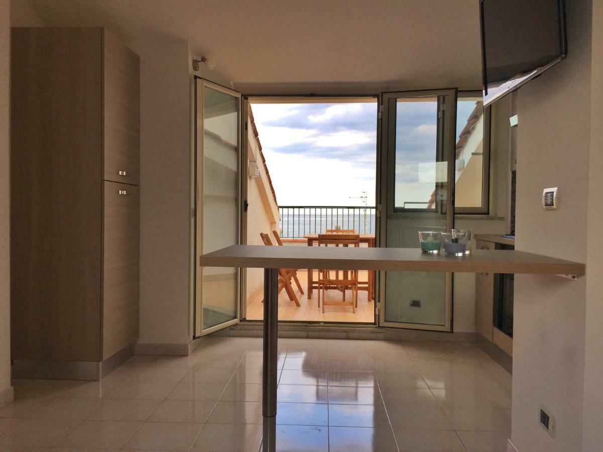 Suite Sul Mare ماسكالي المظهر الخارجي الصورة
