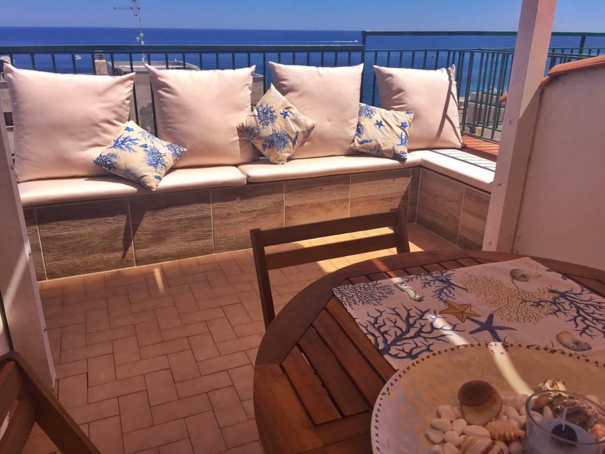 Suite Sul Mare ماسكالي المظهر الخارجي الصورة